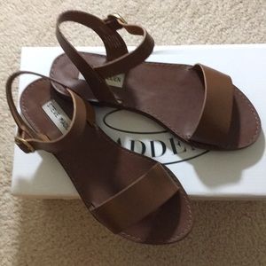 Steve Madden tan leather sandals